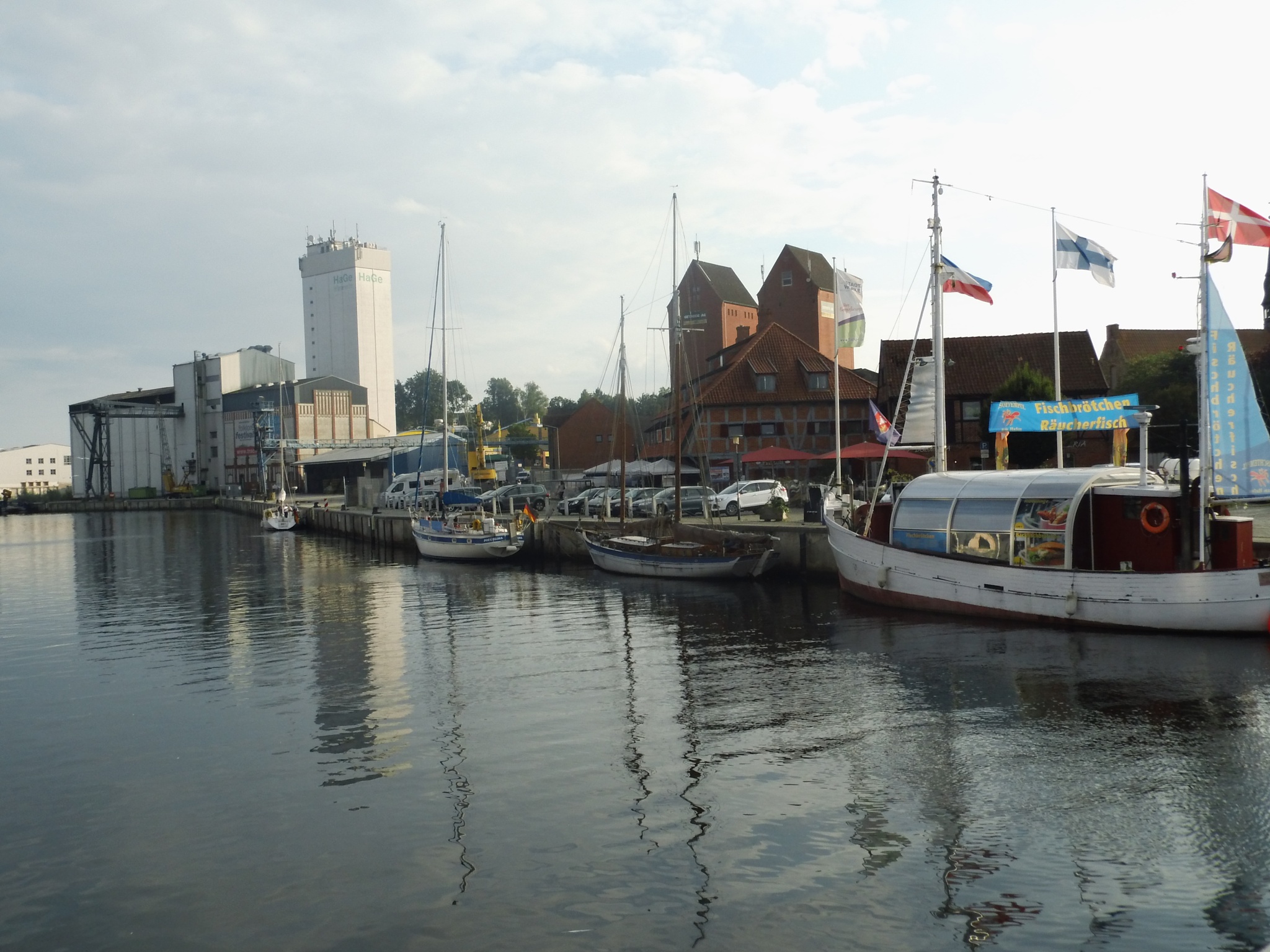 the harbour of Neustadt/Holstein 2 by Norbert Reiss on YouPic