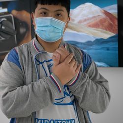 Yeung Xuan Tu Yeung Xuan Tu