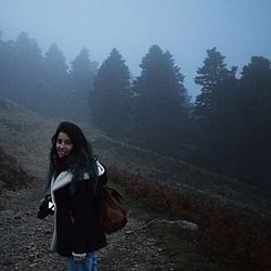 Sara Tzoufi Sara Tzoufi